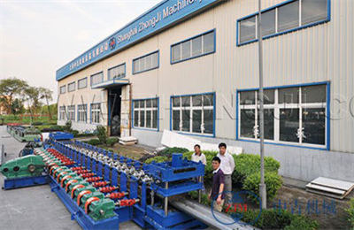 <b>冷(lěng)彎成型機(jī)</b>