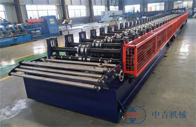 <b>樓承闆壓型機(jī)</b>